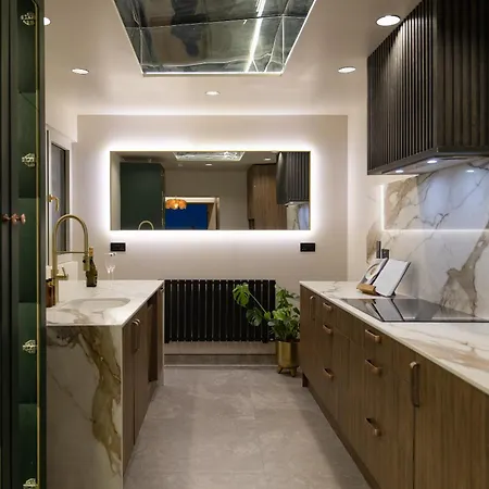 Stylish With Uninterrupted Sea Views